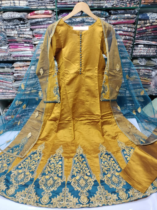 Maxy Khadi