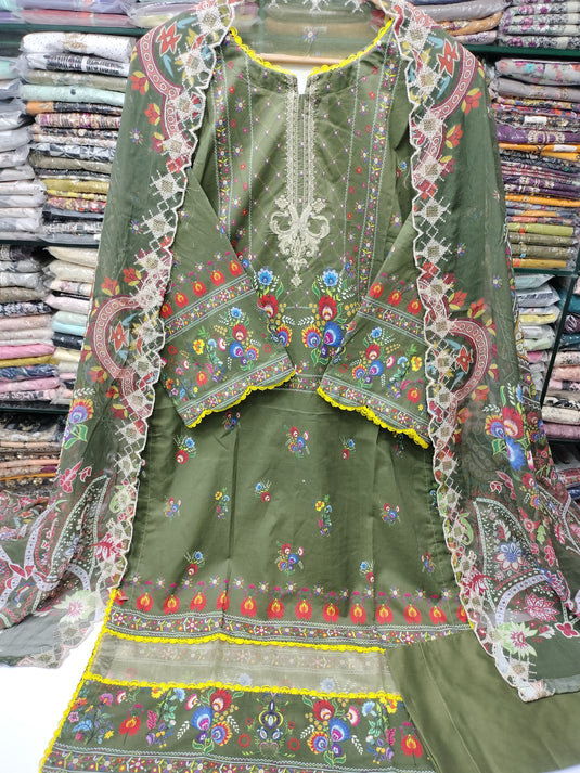 Lawn Digital Printed Gulljee