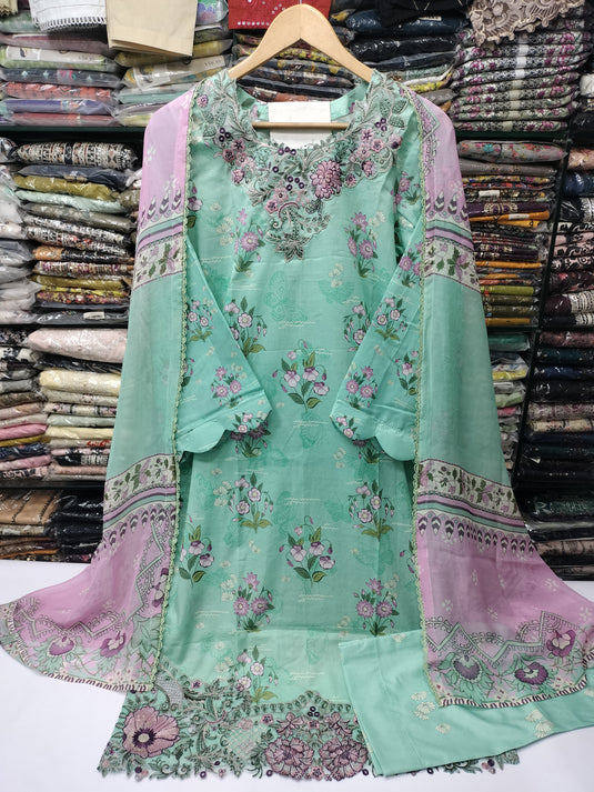 Ramsha Lawn Luxury Digital Printed