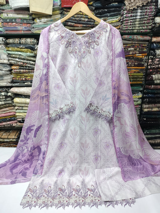 Ramsha Lawn Luxury Digital Printed