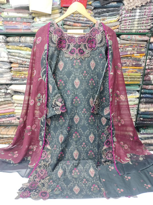 Ramsha Lawn Luxury Digital Printed