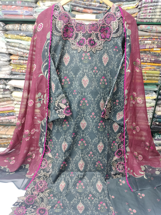 Ramsha Lawn Luxury Digital Printed