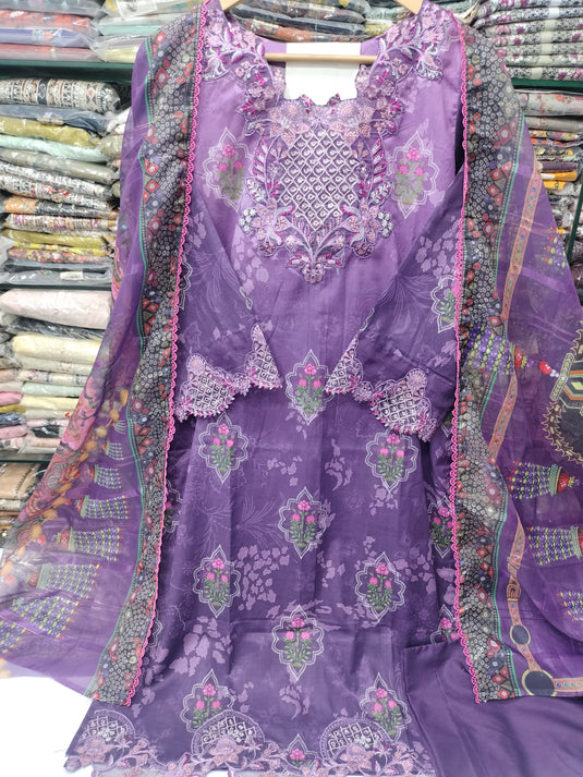 Ramsha Lawn Luxury Digital Printed