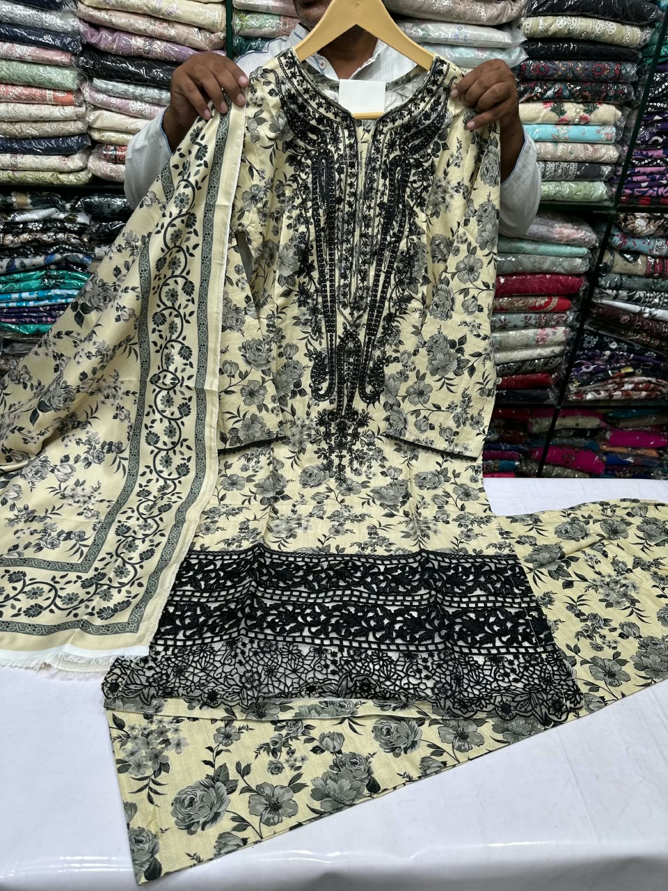 PHNK-009-BEG