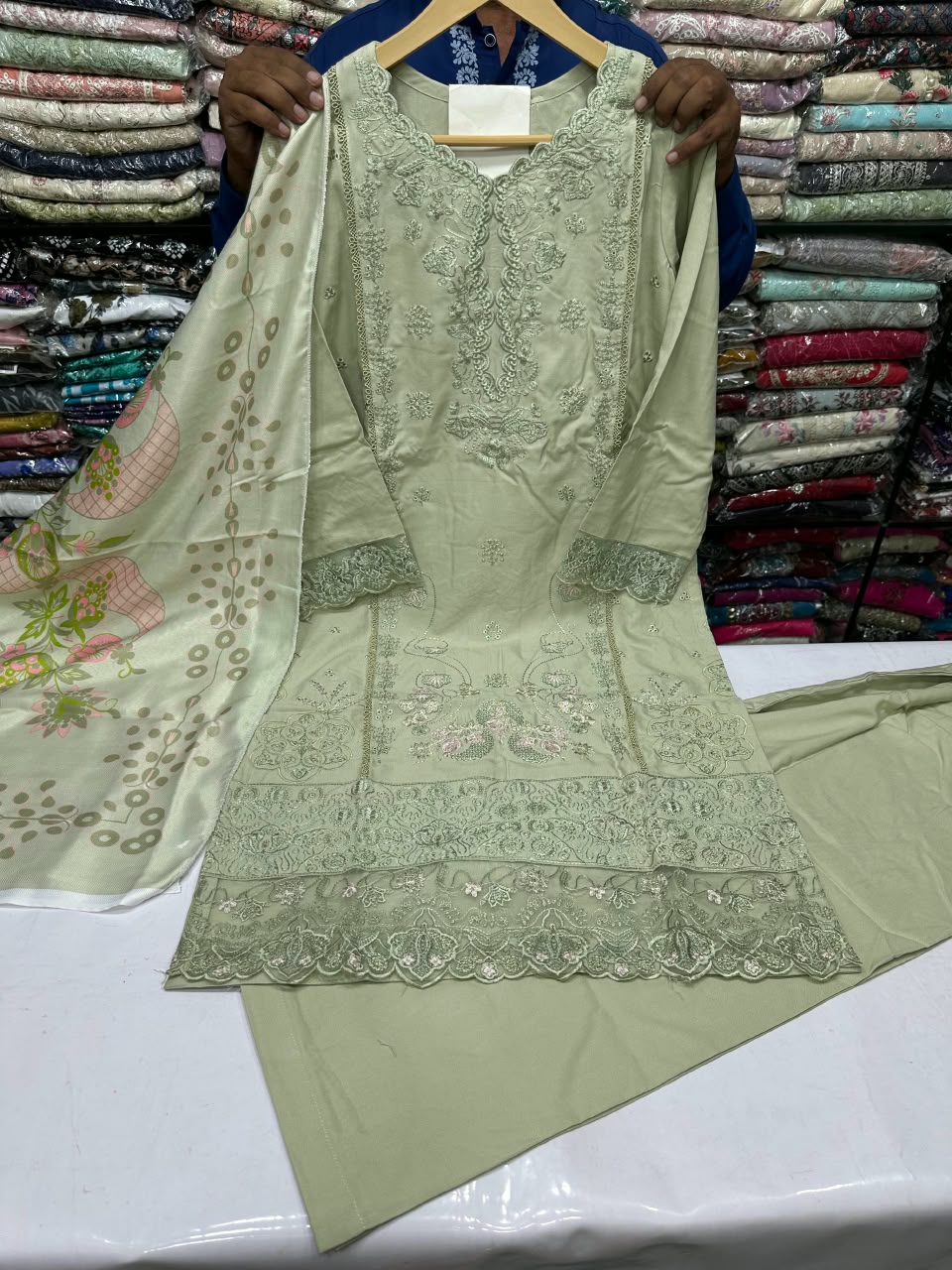 PHNL-002-PIS