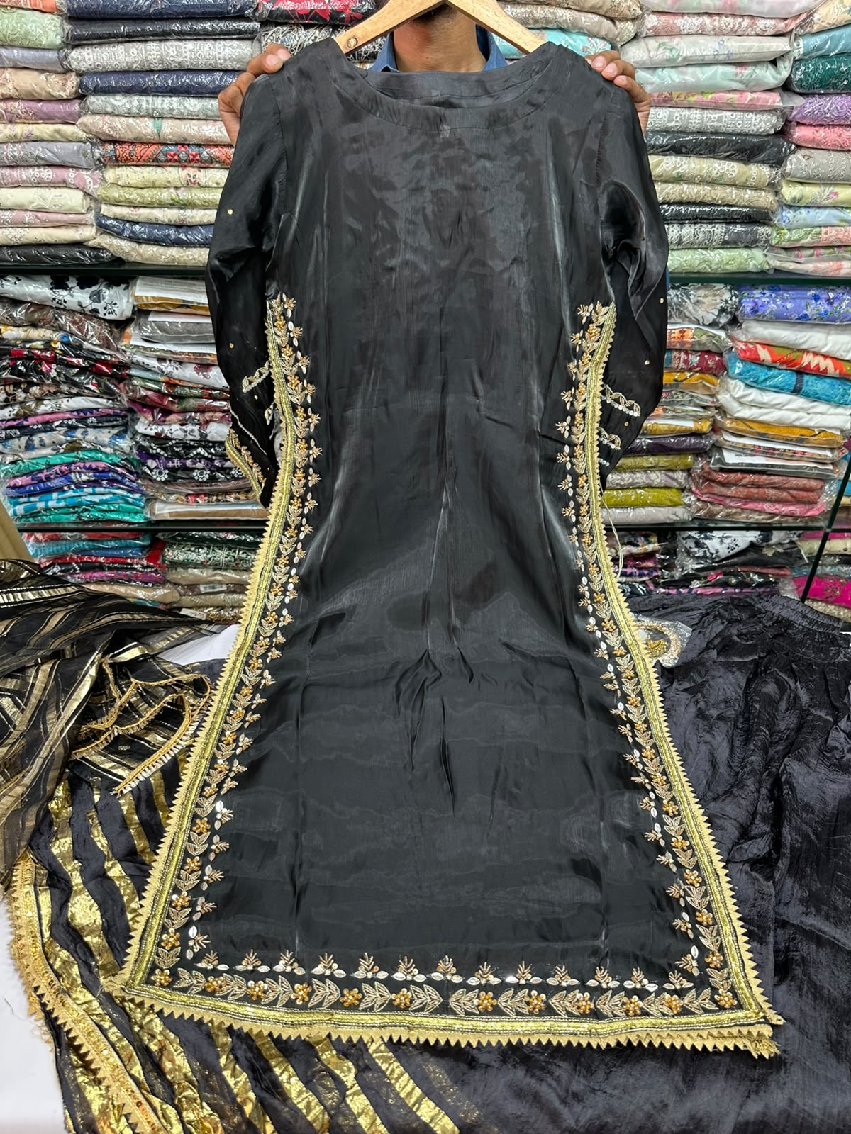 SHC-002-BLK