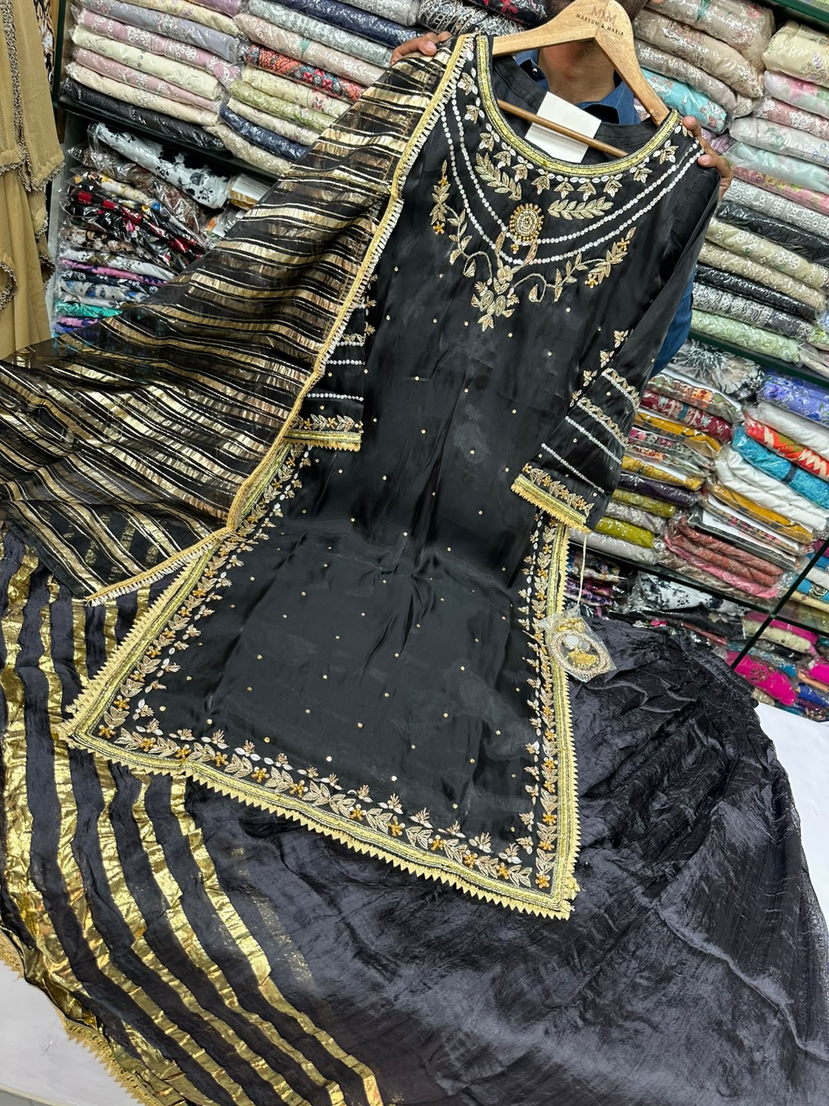SHC-002-BLK